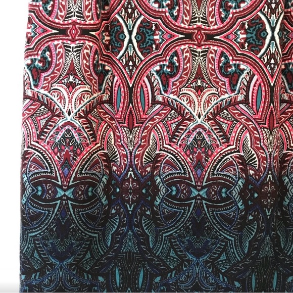 Maggy London Printed Cap Sleeve Sheath
Dress Size Six Multicolor - Picture 4 of 7